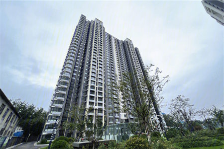 地下车位+怡馨苑3室2厅1卫88万126m2出售